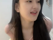 Китайская чистая красивая девушка